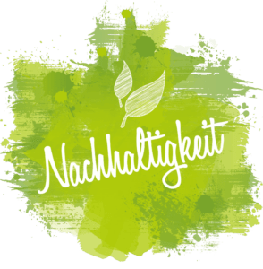 Grüner Aquarell-Spritzer-Hintergrund mit weißen stilisierten Blättern und dem Wort „Nachhaltigkeit“ in handschriftlichem Stil. Das Design betont Themen wie Nachhaltigkeit und Umweltfreundlichkeit.